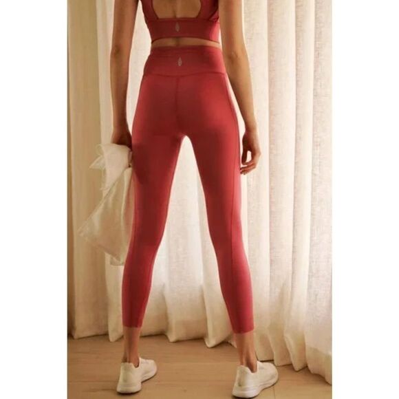 New. Free People raspberry leggings. Small. Retails $109 - Picture 8 of 14